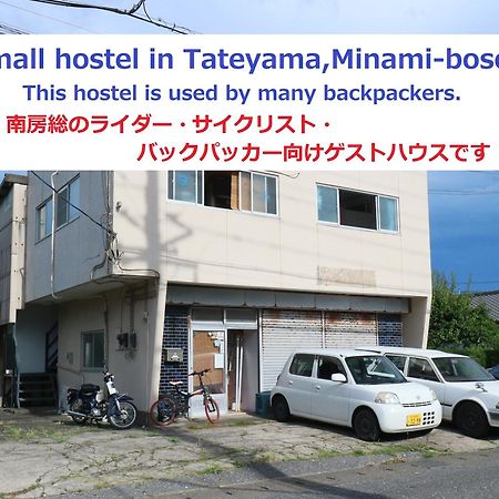 Tateyama Wheels Guest House Zewnętrze zdjęcie